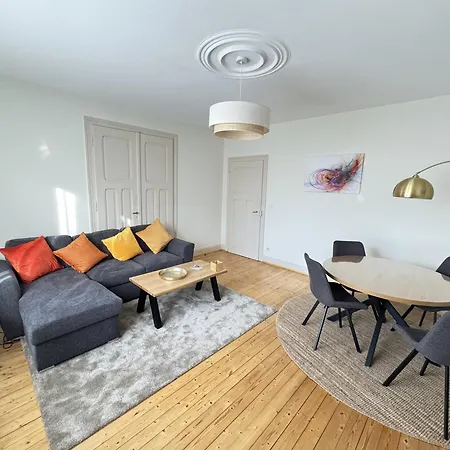 Appartement Avec Bureau Et Parking Privé *