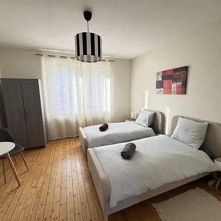 Avec Bureau Et Parking Privé Appartement *